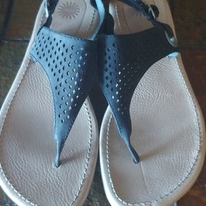 UGG sandles